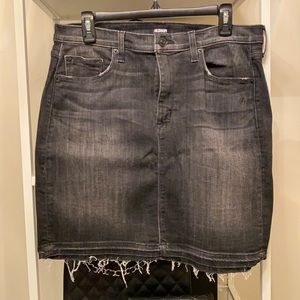 Hudson Jeans Black Distressed Denim Skirt size 33